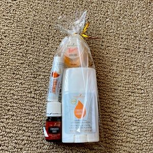Young Living “Cinnamon” Gift Set